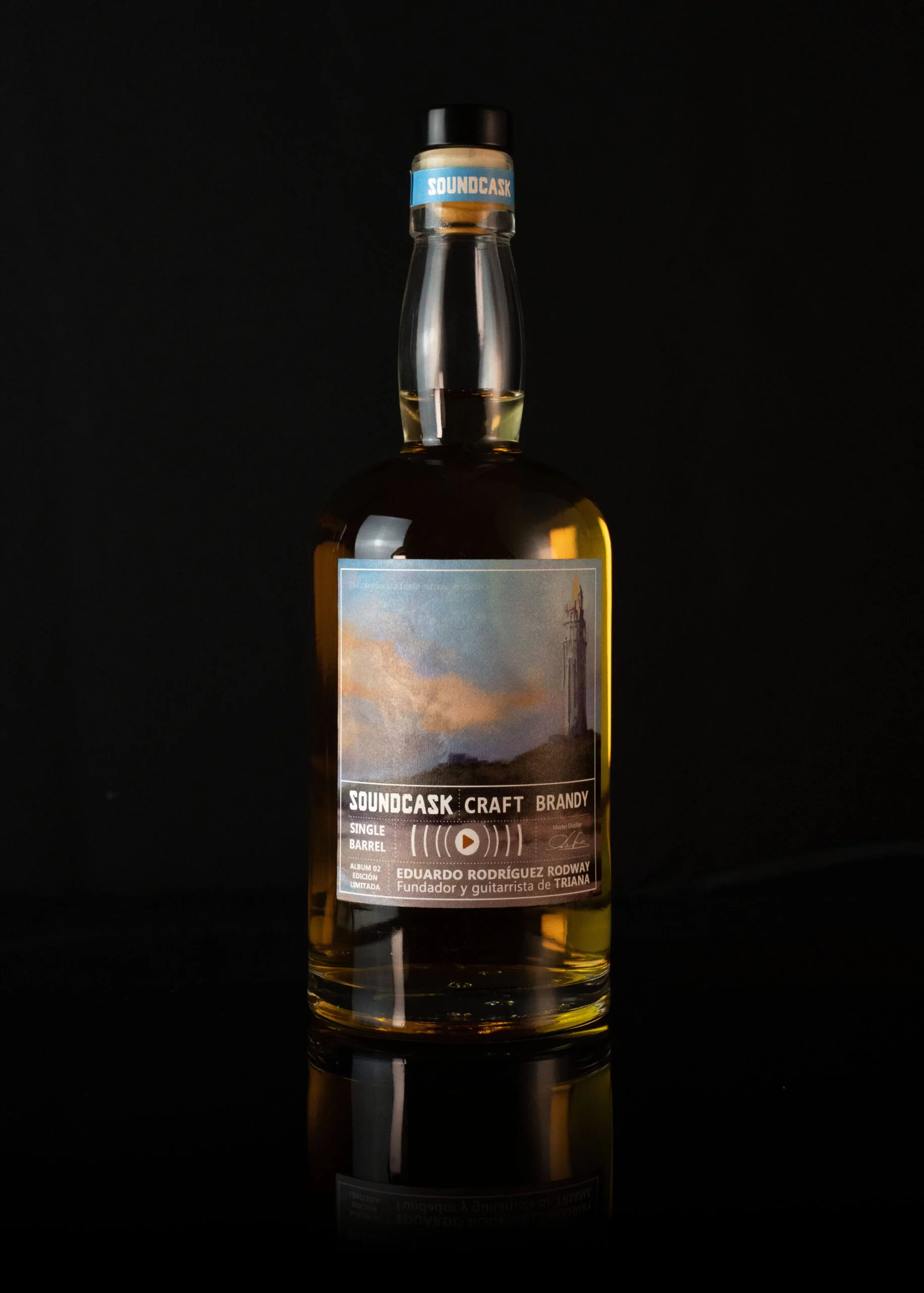 Botellla brandy Soundcask Eduardo Rodriguez Rodway